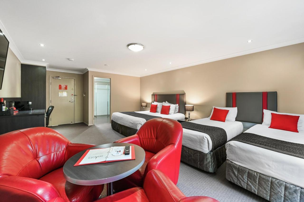 Platinum International Hotel Toowoomba Bagian luar foto