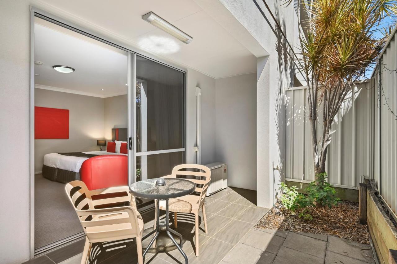 Platinum International Hotel Toowoomba Bagian luar foto