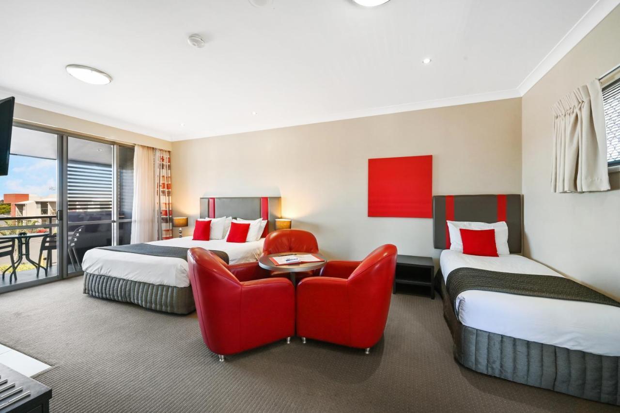 Platinum International Hotel Toowoomba Bagian luar foto