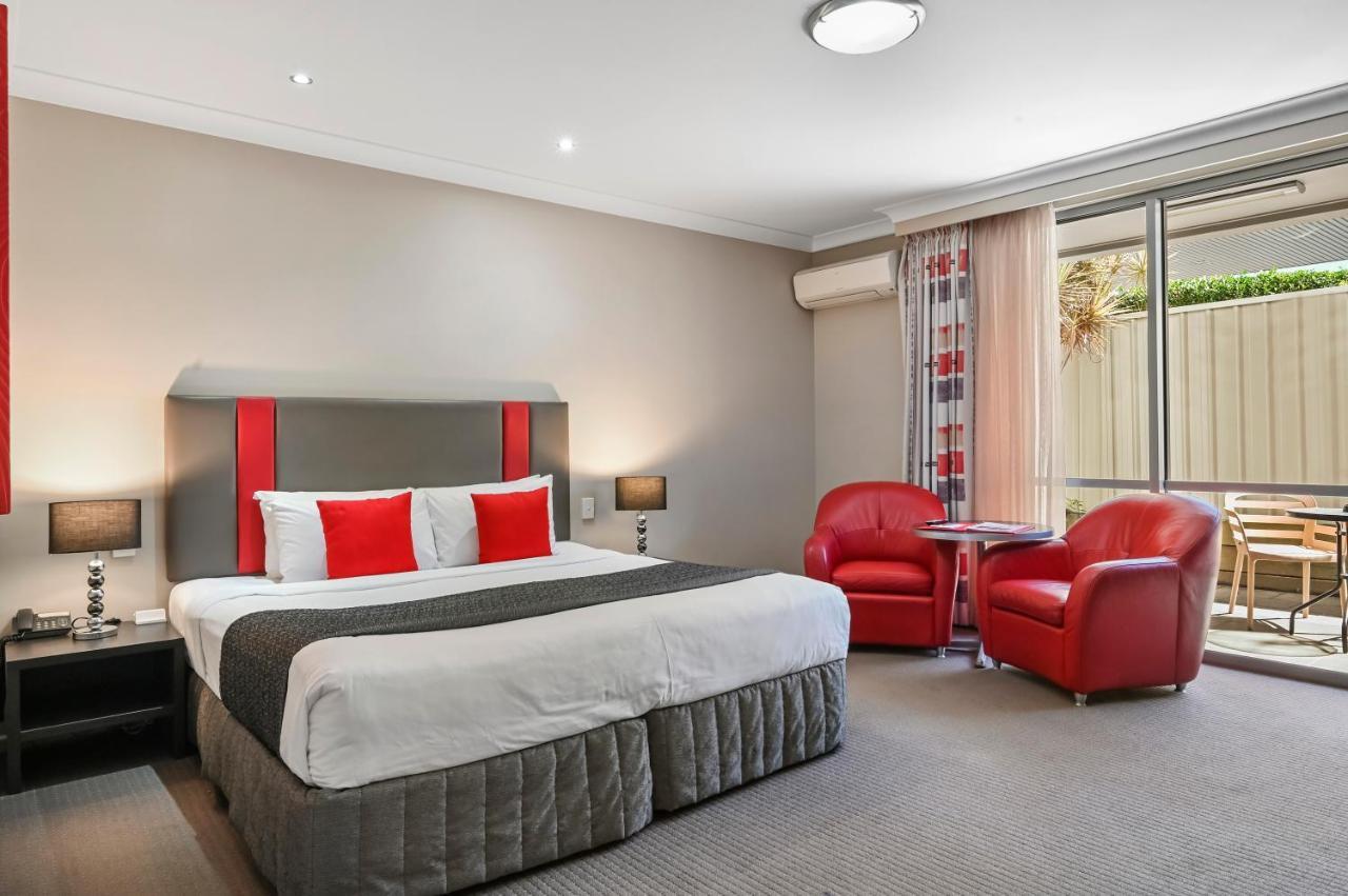 Platinum International Hotel Toowoomba Bagian luar foto