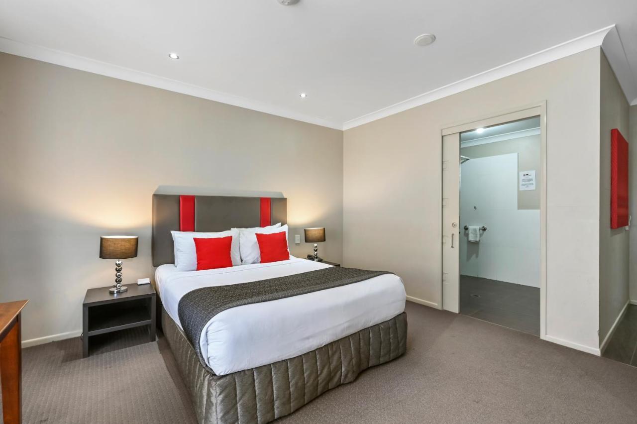 Platinum International Hotel Toowoomba Bagian luar foto