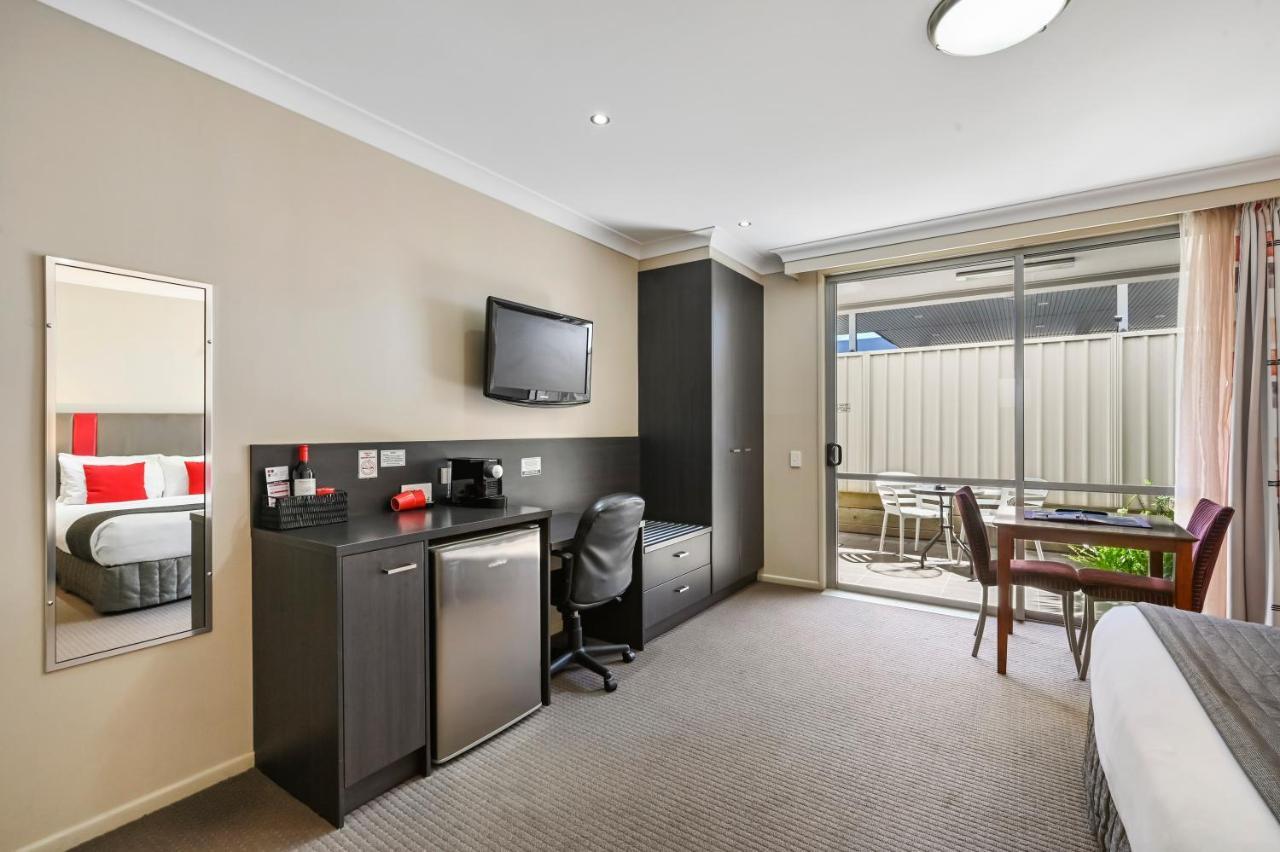 Platinum International Hotel Toowoomba Bagian luar foto