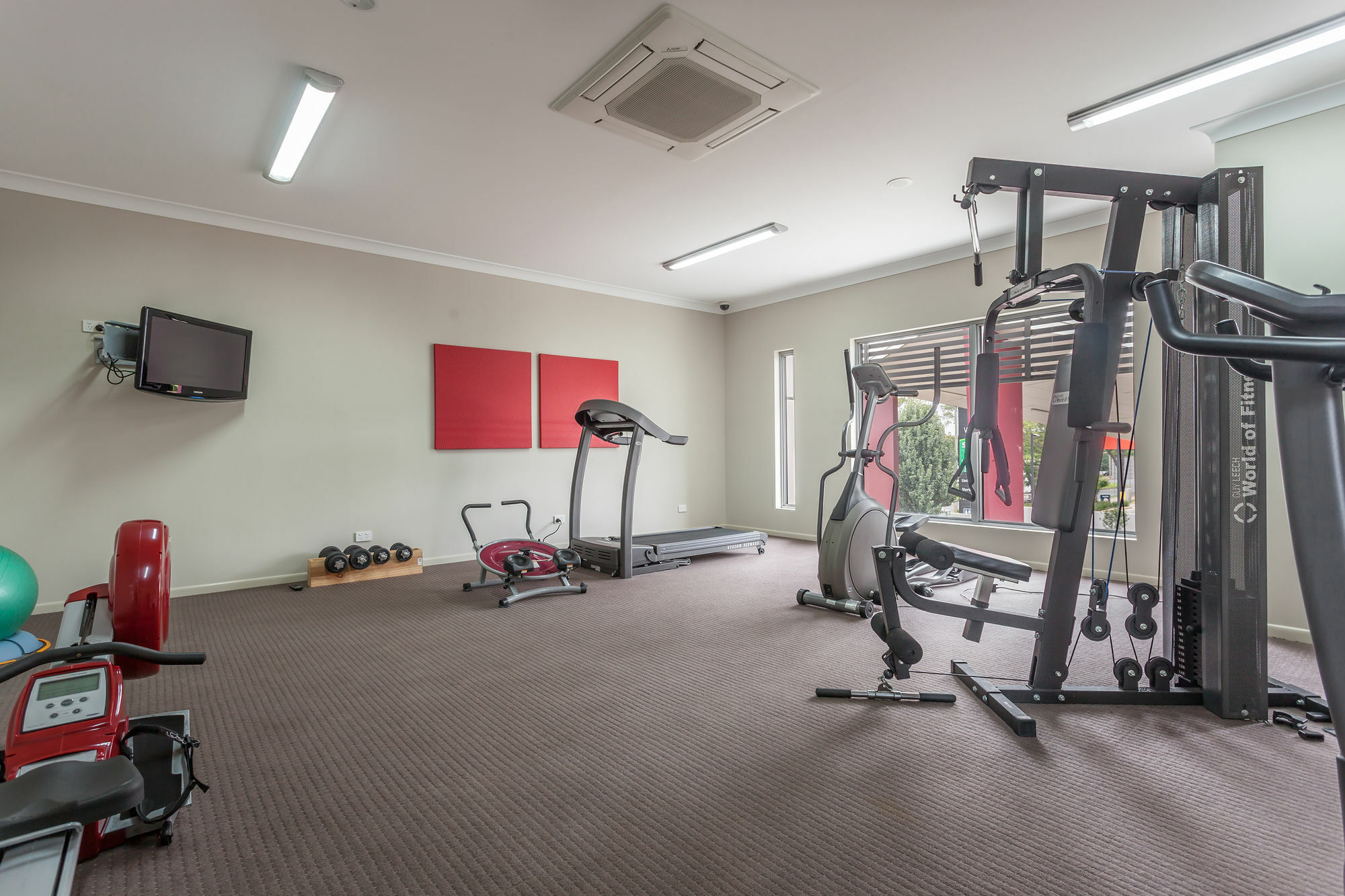 Platinum International Hotel Toowoomba Bagian luar foto